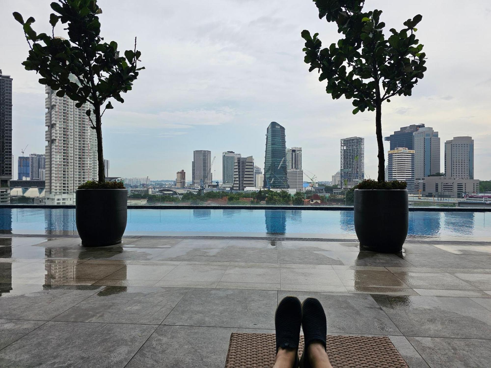 Apartment Sks Pavillion Near Jb Ciq Firstlink By Rest And Relax Johor Bahru